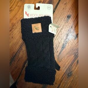 Koolaburra Black Knit Fingerless Mittens